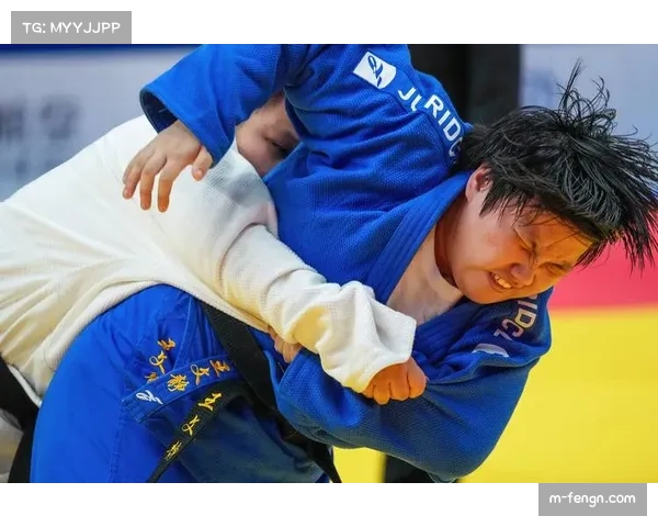 世界盲人柔道系列赛，运动员展现顽强拼搏精神